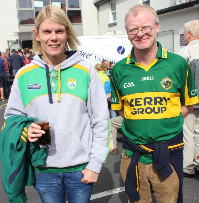 Cathriona Hannafin and Brian Breen, Tralee, at the Ardhú Bar near the Gaelic Grounds before the match on Saturday. Photo by Dermot Crean