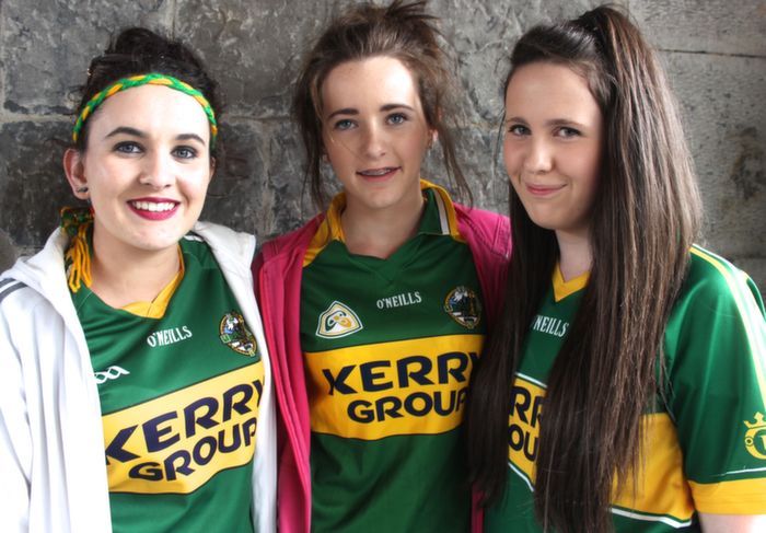 Amy Galwey, Fiona Nelligan McGuire and Joanna McCarthy, Currow, at the Ardhú Bar near the Gaelic Grounds before the match on Saturday. Photo by Dermot Crean