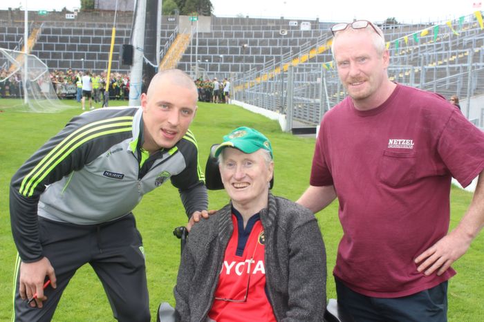 Pat McMahon and Kevin McMahon, Castleisland, with Kieran Donaghy at the Kerry Supporters Open Day at Fitzgerald Stadium on Saturday. Photo by Dermot Crean