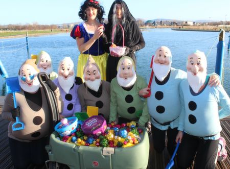 Snow White (Claire Molloy) and Wicked Witch (Karen O'Carroll) with the seven dwarves before the start of the Tralee Musical Society 5k Run from Tralee Wetlands on Sunday morning. Photo by Dermot Crean