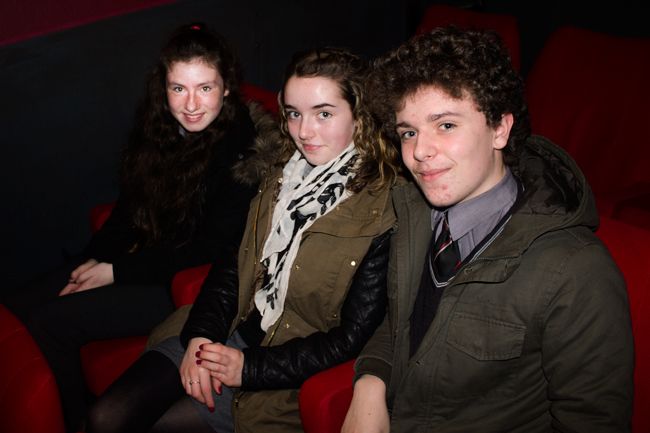 Caoimhe Ní Lionsigh, Molly Breathnach and Neil Ó Seanachain at the Cinemobile at the Fels Point Hotel on Thursday. Photo by Oscar Brophy
