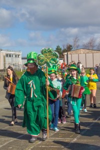 Scoil Eoin 2 St Patrick leads the parade