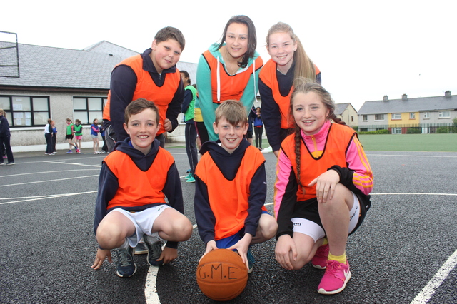 At the Gaelscoil Mhic Easmainn basketball blitz were, from left: Graham Macsithigh, Muiris O Conaill, Heather Nic Conmara, Marek Mirgda, Tatianna Piwowarczyk and Kate Ni Thuinni. Photo by Gavin O'Connor. 