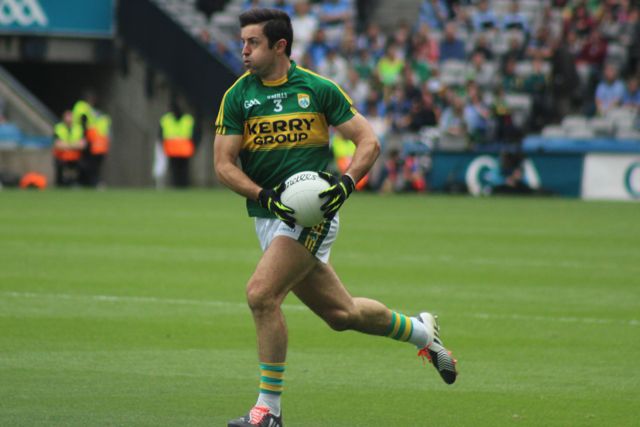 Aidan O'Mahony, bursts out from the back. Photo by Dermot Crean. 
