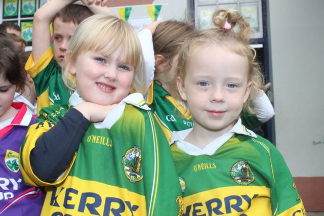 Blennerville National School pupils, Ruby Foley and Grace Falvey. Photo by Gavin O'Connor. 