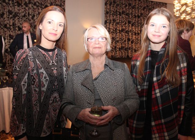 Clare, Bernadette and Caoimhe Leahy at the Tralee Imperials fundraising fashion show at the Fels Point Hotel on Friday night. Photo by Dermot Crean