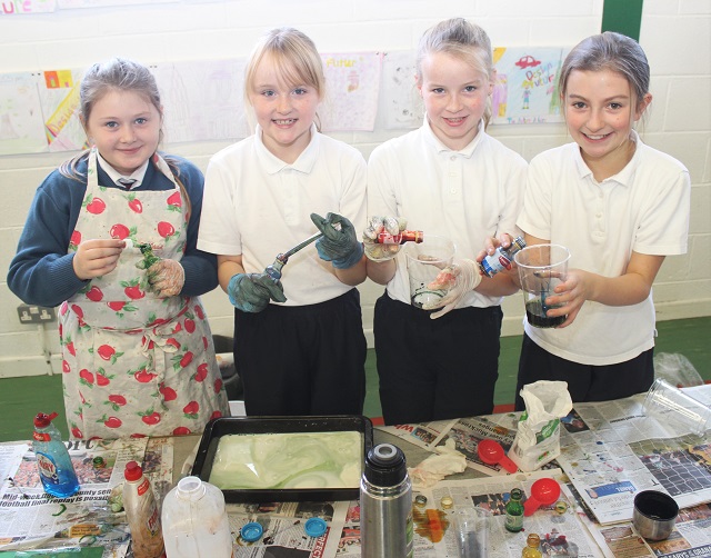 At the Scoil Eoin National Science Week, science experiments day. Laura Dennehy, Keelan Coffey, Cara Gannon and Niamh Ryan. Photo by Gavin O'Connor.