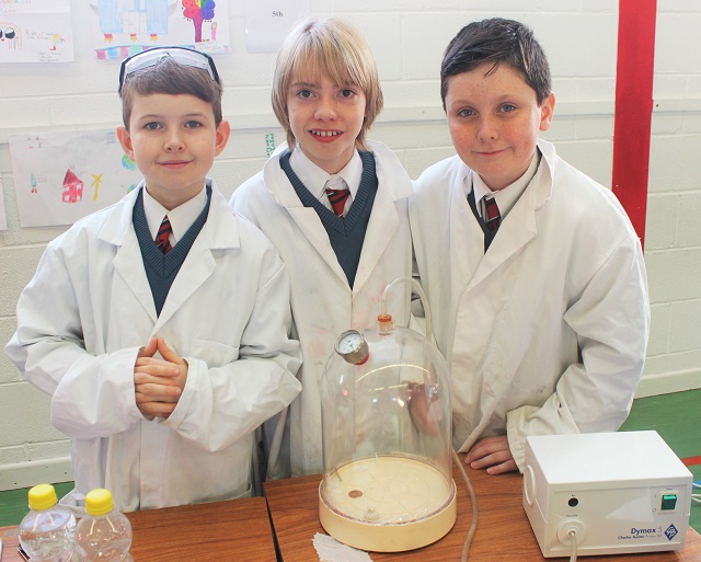 At the Scoil Eoin National Science Week, science experiments day. Jack Doyle, Coran Hughes and Shane Cotter. Photo by Gavin O'Connor.