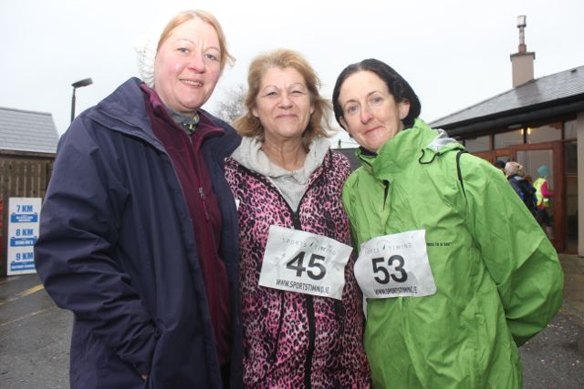 Noreen Teahan, Mary Flaherty and Helen O'Rourke Heaslip at the start of the Kerins O'Rahillys 10k event on Sunday. Photo by Dermot Crean