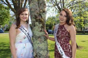 Illona O'Donoghue (True Natural Goodness) and Carly Holden (Chopins Cafe) on the grounds of Kerry County Council where the Kerry Rose contestants visited on Friday afternoon. Photo by Dermot Crean