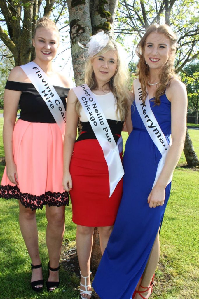Stephanie Maher (Flavins Coach Hire), Clodagh Collins (Chief O'Neills Pub Chicago), Amy Reidy (The Kerryman) on the grounds of Kerry County Council where the Kerry Rose contestants visited on Friday afternoon. Photo by Dermot Crean