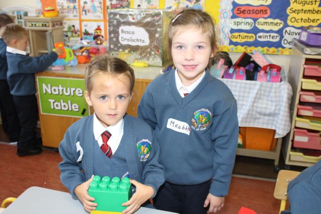 Kate O'Shea and Meabh Kennedy at their first day in Scoil Eoin, Balloonagh on Wednesday morning. Photo by Dermot Crean