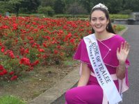 Rose of Tralee, Jennifer Byrne, in the Town Park. Photo by Dermot Crean