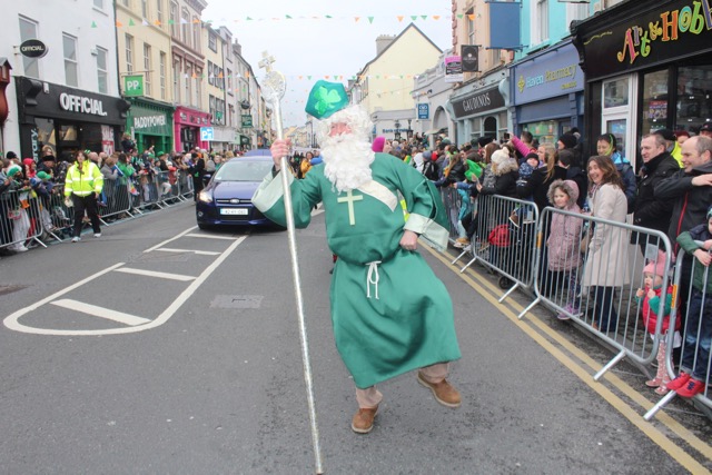 Six Things You Need To Know About The Tralee St Patrick’s Day Parade