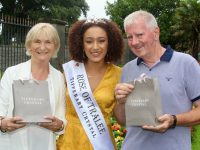 Rose of Tralee 2018, Kirsten Mate Maher with Lorna and Brendan Enright in the Town Park on Wednesday morning. Photo by Dermot Crean