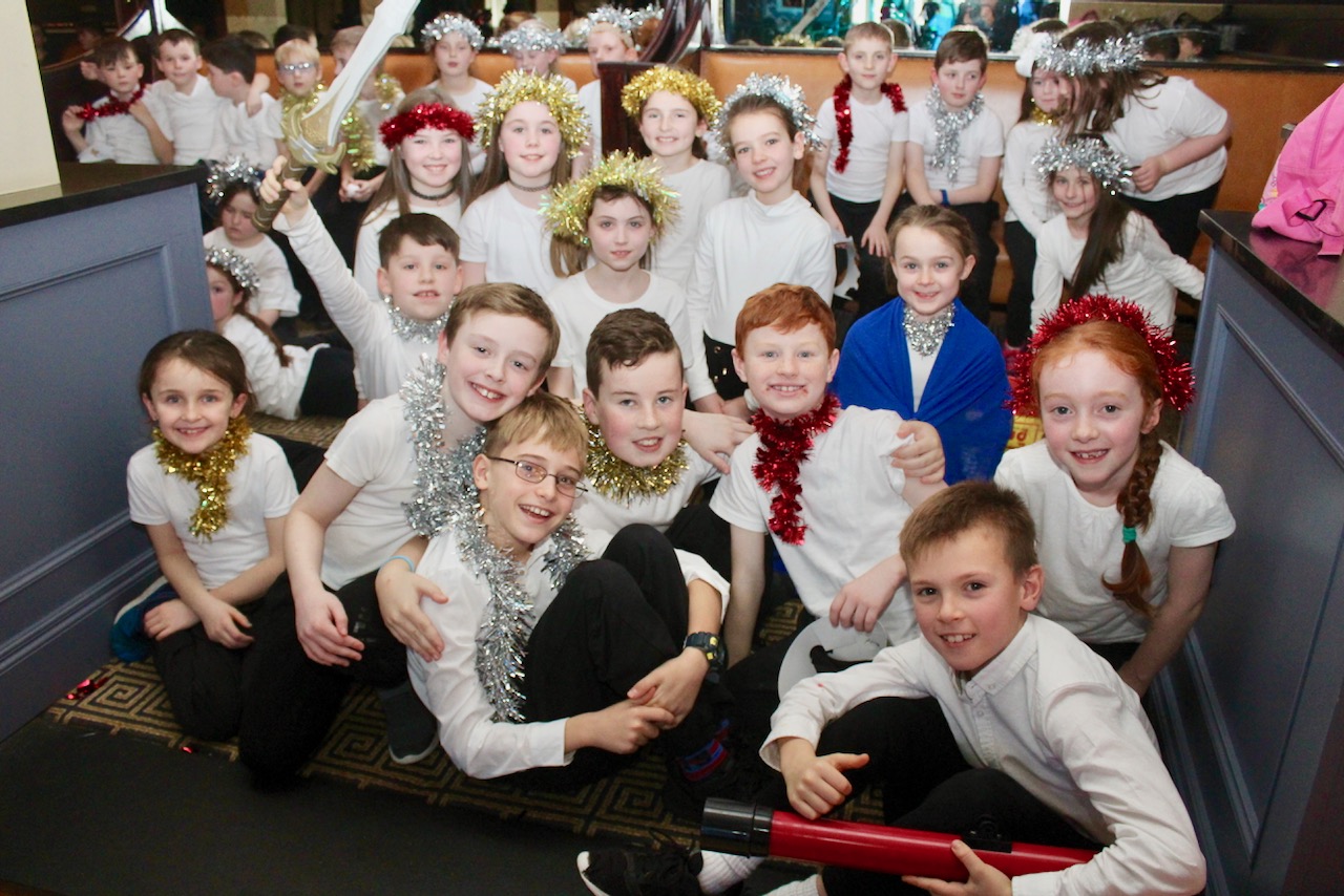 PHOTOS: Excitement Abounds At Scoil Nuachabháil Christmas Concert