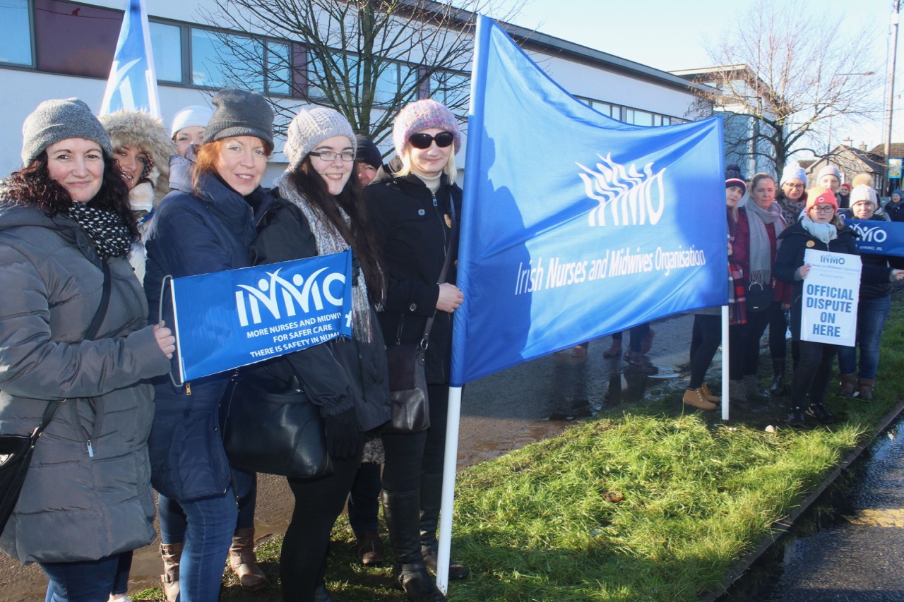 Nurses On Picket Line At UHK Receive Great Support From Public