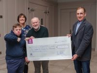 DC 20/11/21 - REPRO FREE
FREE PIC
Cycling legend Sean Kelly pictured with Enda, Jill and their son Hugh O’Brien from Tralee at the official cheque presentation of the 21st annual Tour de Munster charity cycle on Saturday, 20th November. This year’s Tour de Munster charity cycle from August 5th - 8th raised €522,201 for the Munster Branches of Down Syndrome Ireland. For more information see www.tourdemunster.com
Pic Diane Cusack
DC 20/11/21 - REPRO FREE
FREE PIC
Champion cyclist Sean Kelly pictured with at the official cheque presentation of the 21st annual Tour de Munster charity cycle on Saturday, 20th November. This year’s Tour de Munster charity cycle from August 5th - 8th raised €522,201 for the Munster Branches of Down Syndrome Ireland. For more information see www.tourdemunster.com
Pic Diane Cusack