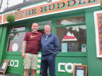 Paul Lowth of The Huddle Bar with Ronnie Whelan on Sunday evening. Photo by Dermot Crean