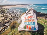 Sign Up For A ‘2 Minute Beach Clean’ In The New Year