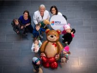 Repro Free : Kids Hannah Hickey , Siún Halpin , Callum Towsand , Kyron Clancy , Riiadh Walsh and Tuiren Murnane are all set for the  Teddy Bear Hospital which take place at MTU, Tralee,  On Saturday 2nd December 2023 . Also pictured were Mairead Murnane Nurse from UHK , Fiona O'Flynn MTU , Dr Orlaith Brennan RCSI 
Munster Technological University will welcome hundreds of children and their families to the North Campus in Tralee for its Teddy Bear Hospital.
Photo By : Domnick Walsh © Eye Focus LTD .
Domnick Walsh Photographer is an Irish Aviation Authority ( IAA ) approved Quadcopter Pilot.
Tralee Co Kerry Ireland.
Mobile Phone : 00 353 87 26 72 033
Land Line        : 00 353 66 71 22 981
E/Mail :        info@dwalshphoto.ie
Web Site :    www.dwalshphoto.ie
ALL IMAGES ARE COVERED BY COPYRIGHT ©
Teddy Bear Hospital at MTU
●	The special event helps take the fear out of hospital visits while introducing children to the world of healthcare 
●	Students and staff from MTU will be on hand to attend to the teddies and their extra special carers
MTU, Tralee, November 16th: On Saturday 2nd December 2023,  Munster Technological University will welcome hundreds of children and their families to the North Campus in Tralee for its Teddy Bear Hospital.
The special event is being organised by students and staff from MTU and RCSI (Royal College of Surgeons in Ireland). This year, MTU is partnering with University Hospital Kerry and funds raised on the day will be used to supply equipment for play therapy in the hospital’s paediatric ward.
The aim of the Teddy Bear Hospital is to ease the stress and tension that a child feels when attending a hospital or when seeing a doctor, as well as finding out more about what doctors, nurses and healthcare specialists and professionals do as part of their jobs. 
RCSI, MTU and Castel Education (Cambridge Education Group – CEG) deliver the International Medical/Pharmacy Commencement Programme (IMCP/IPCP) at the North Campus in Tralee, an academic pathway programme to further studies in medicine, nursing, occupational therapy, pharmacy, podiatry and speech and language therapy. 
Students from other MTU programmes such as Nursing, Pharmacy Technician, Health, Sport & Exercise Sciences and Early Childhood Education and Care will also contribute to the event by managing some of the 14 stations.

The experience will start by admitting the sick teddy to hospital, then explaining stations such as triage, blood analysis, x-ray/MRI, bandaging, and surgery. There will also be a pharmacy station, story-telling corner, exercise area and nutrition stand. 

Using the cuddly teddy bears, students will show children what happens in a hospital, who works there and how the 'Teddy Doctor' helps the sick teddy to feel better.  They will also explain the whole process of being in a hospital from start to finish using the teddy bears. Students will also offer advice on how to improve nutrition and the benefits of exercise.

Commenting on the upcoming event, Fiona O’Flynn, Head of Department, International Medical/Pharmacy Commencement Programmes at MTU said: "Once again, we are delighted to host this fun and interactive event. Our aim is to help children feel comfortable when interacting with healthcare professionals. It’s a particularly meaningful day for children who have regular hospital appointments. The event will also introduce children to what healthcare professionals do and may spark an interest as a future career.”
There will be two sessions. A morning session from 10am to 12 noon and an afternoon session from 2pm to 4pm.

The cost of entry to the event is €5 per child (parents and guardians are free). All funds collected will be used to purchase toys and equipment for play therapy at University Hospital Kerry’s paediatric ward. Play therapy in a hospital setting helps children deal with trauma and prepare for medical procedures. For more information and to book your tickets for the Teddy Bear Hospital at MTU please visit our dedicated site at  MTU Events. 

-ENDS-
Notes to editors:
Repo free images attached.
About the International Medical/Pharmacy Commencement Programme (IMCP/IPCP)
The Royal College of Surgeons in Ireland (RCSI), the Munster Technological University and Castel Education (Cambridge Education Group – CEG) deliver the International Medical/Pharmacy Commencement Programme (IMCP/IPCP). The Programme is an integrated, streamlined and innovative approach to the preparation of International students for health sciences (medicine, pharmacy, physiotherapy) education. This successful collaboration has been specifically developed to prepare the International student for the learning experience within the Irish Education sector. It aims to support the student in an advanced learning environment that encourages innovation in teaching and research.
The Programme is a specific pathway for International students, who wish to pursue a career in medicine, pharmacy or physiotherapy. It takes particular regard for the need to provide an adequate foundation for students from a non-English speaking environment. Students complete the two semesters (1 year) of the International Medical Commencement Programme at the Munster Technological University and this is followed by either the six year medical degree, the 4-year Pharmacy degree or the 4-year Physiotherapy degree, delivered in RCSI.

About MTU
Munster Technological University is the southwest’s newest technological university consisting of six campuses across Cork and Kerry. The university has a student body of 18,000. It is a leader in higher education both regionally and internationally through the provision of a wide range of programmes ranging from apprenticeships, bachelor and master degrees right up to PhDs.