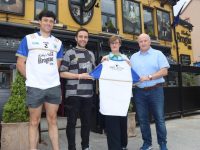 Pictured at the jersey presentation are Tadhg Brick, Tralee Parnells captain, Andrew Morrissey, Tralee Parnells, Fiona Cotter, Kirby’s Brogue Inn, and Rory Kerins, Pro-Plan Auctioneers. Photo by Dermot Crean
