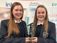 Ciara and Saoirse Murphy, from Presentation Tralee winners of the Communications Award
