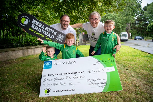 Dan’s Dive Raises €11,515 For Kerry Mental Health Association