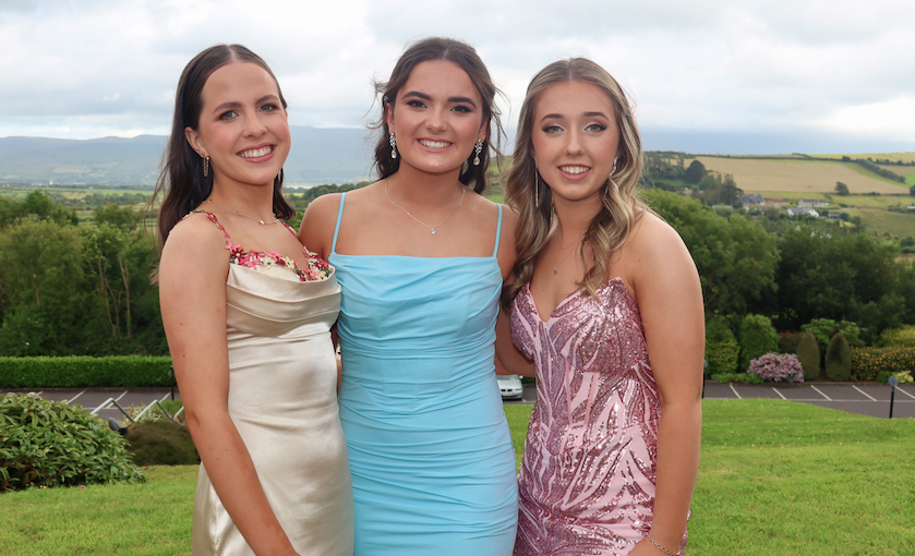 PHOTOS: Stylish Milltown Students Have A Ball In Ballyroe